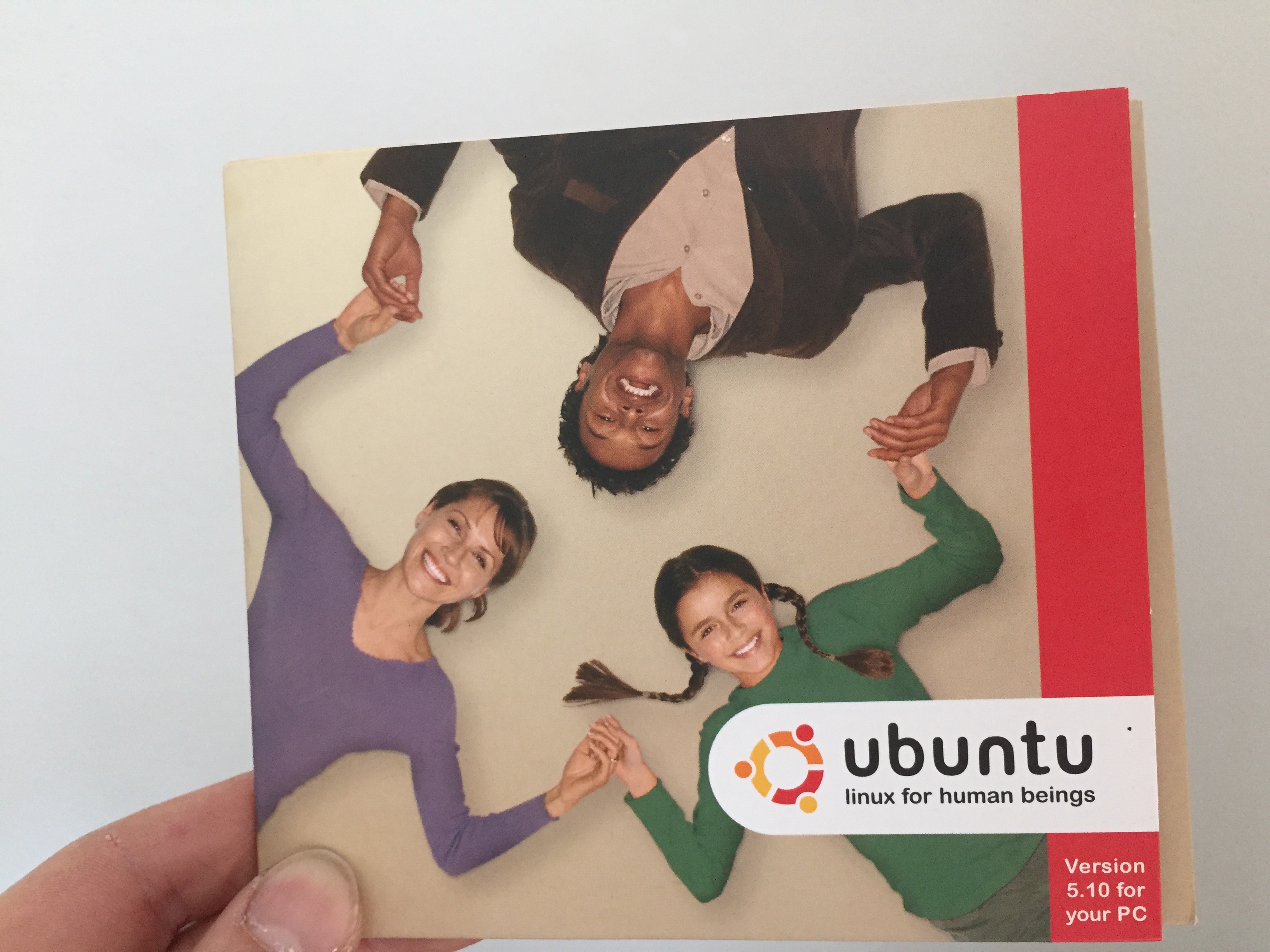 Ubuntu 5.10 Breezy Badger for Desktops